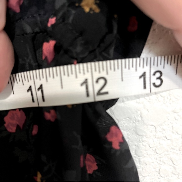 Floral Ruffle Mini Dress - Picture 9 of 9